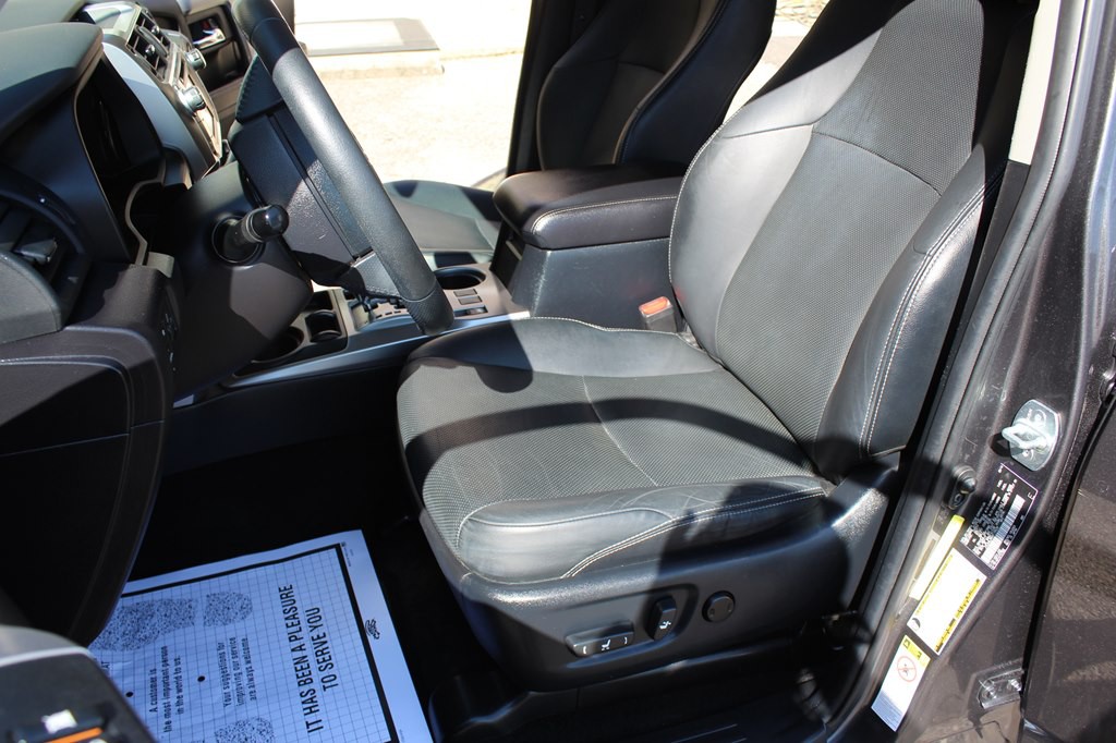 2016 Toyota 4Runner Image 22