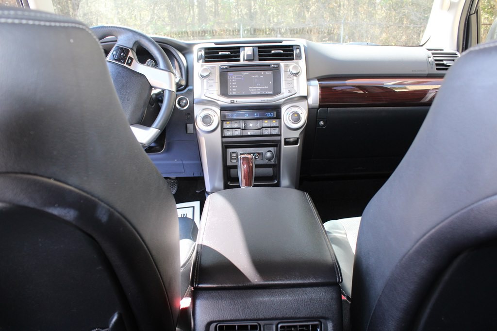 2016 Toyota 4Runner Image 35