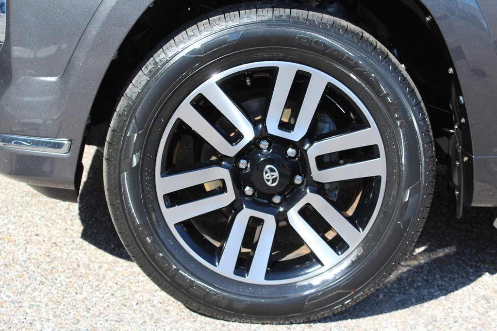 2016 Toyota 4Runner Image 54