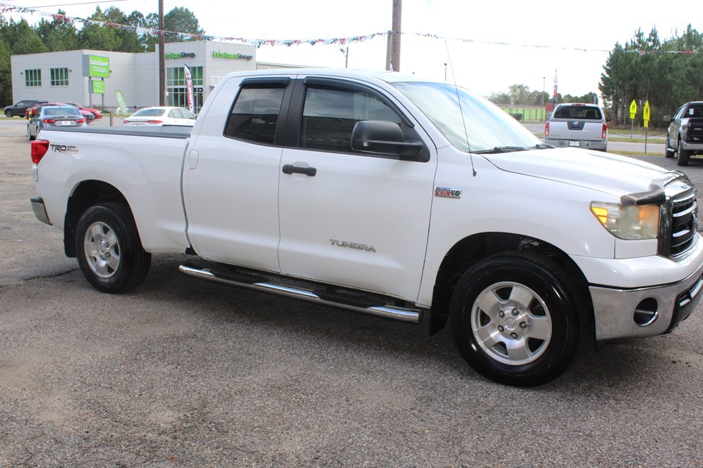 2013 Toyota Tundra Image 11