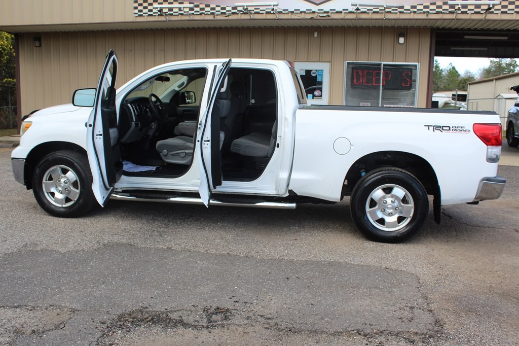 2013 Toyota Tundra Image 19