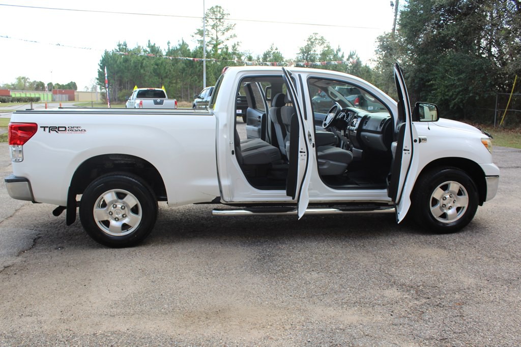 2013 Toyota Tundra Image 20