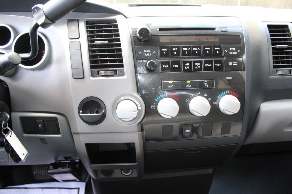 2013 Toyota Tundra Image 36