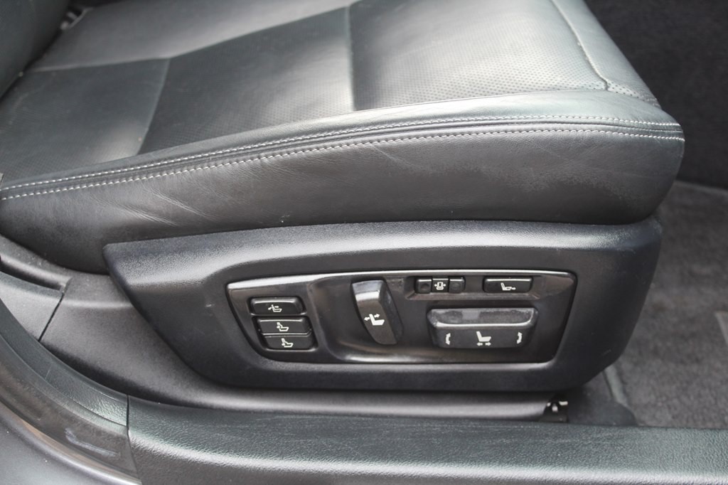 2013 Lexus GS Image 24