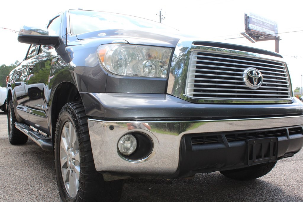 2013 Toyota Tundra Image 2