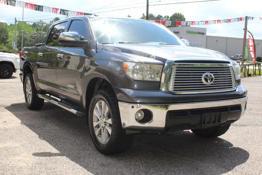 2013 Toyota Tundra Image 8
