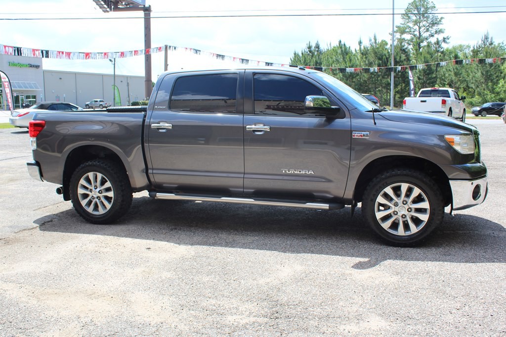 2013 Toyota Tundra Image 10