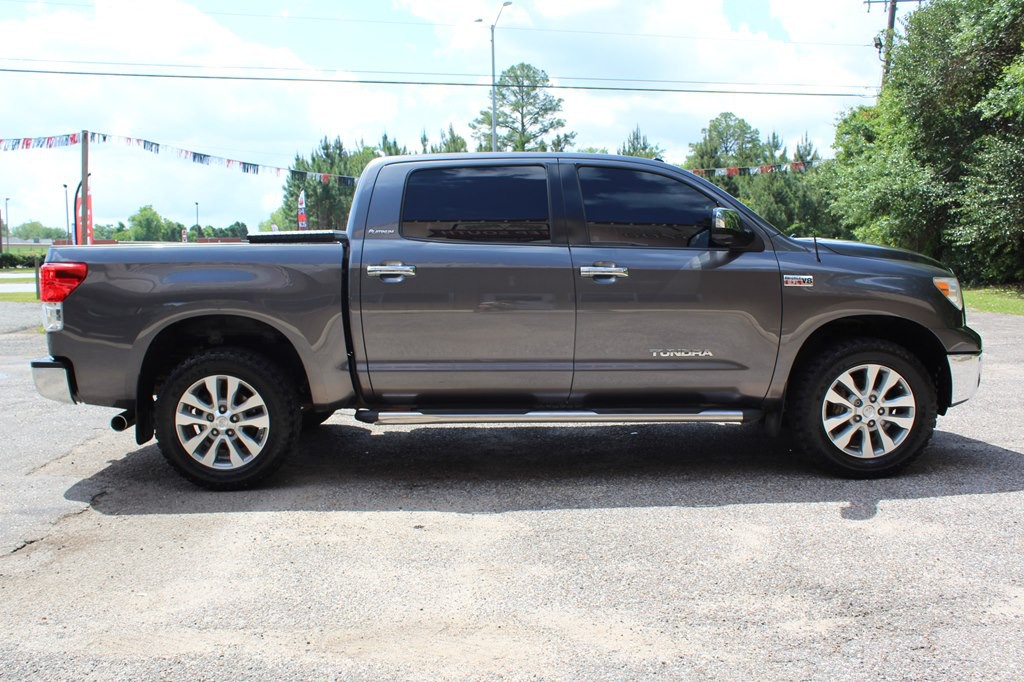 2013 Toyota Tundra Image 11