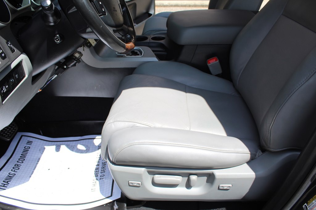 2013 Toyota Tundra Image 23