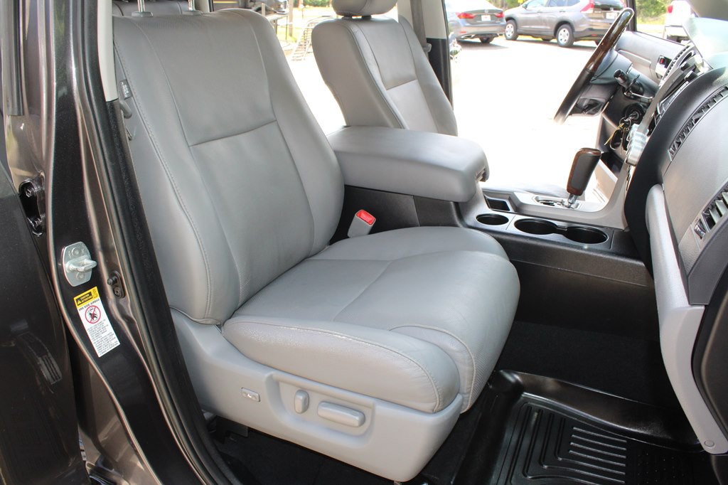 2013 Toyota Tundra Image 25