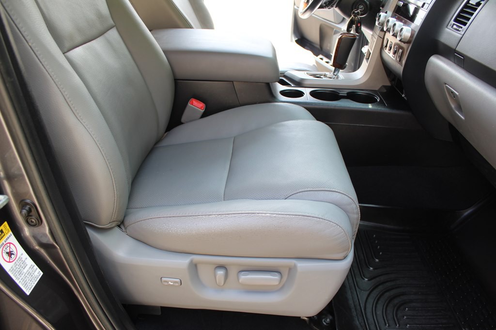 2013 Toyota Tundra Image 26