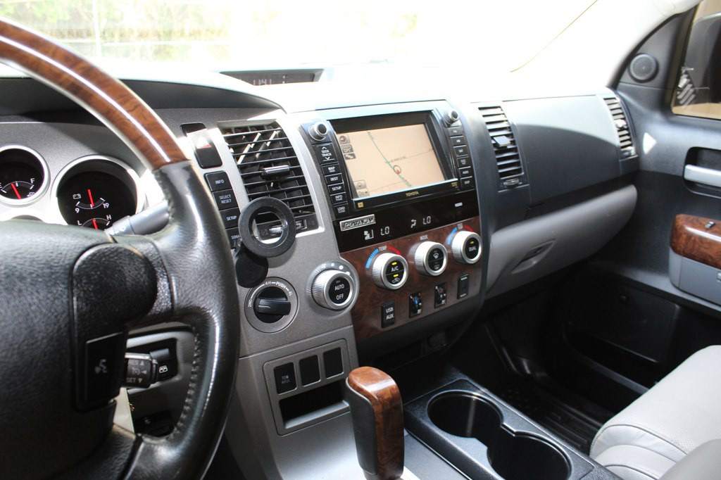 2013 Toyota Tundra Image 44