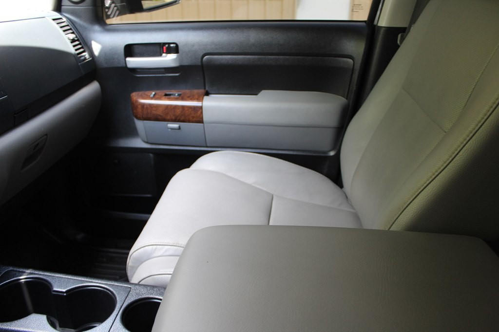 2013 Toyota Tundra Image 45