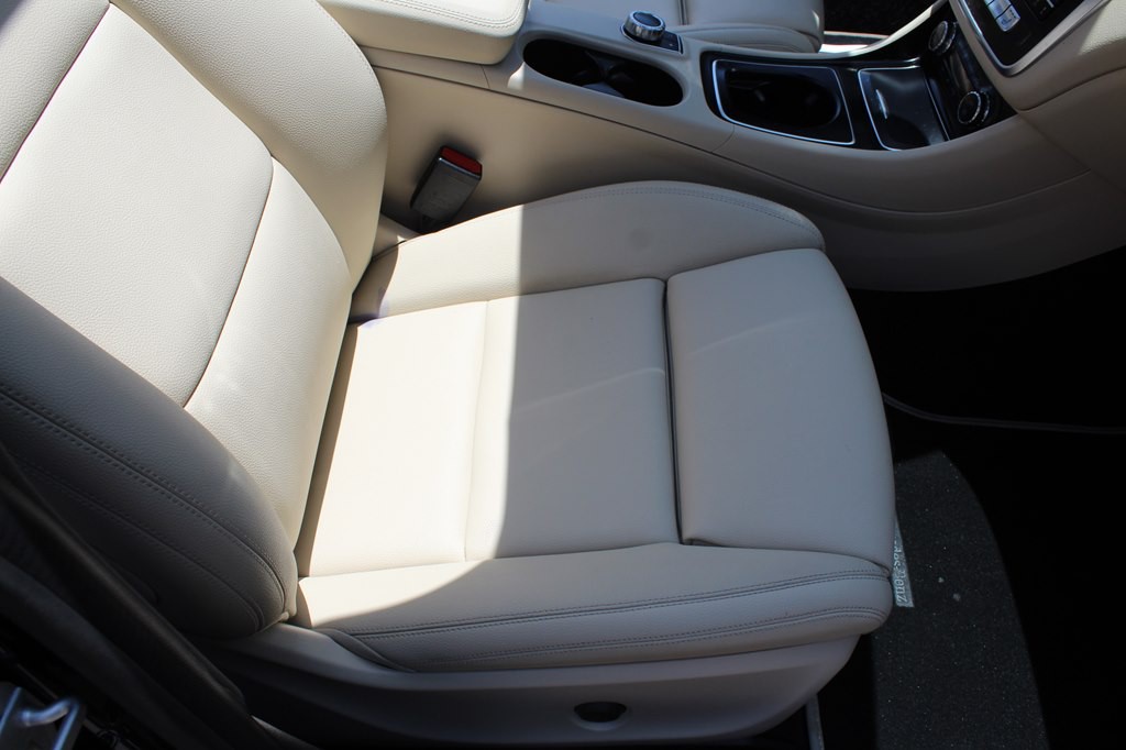 2017 Mercedes-Benz CLA-Class Image 27