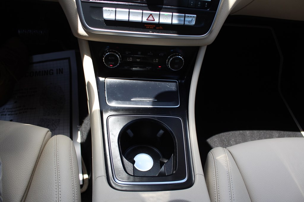 2017 Mercedes-Benz CLA-Class Image 39