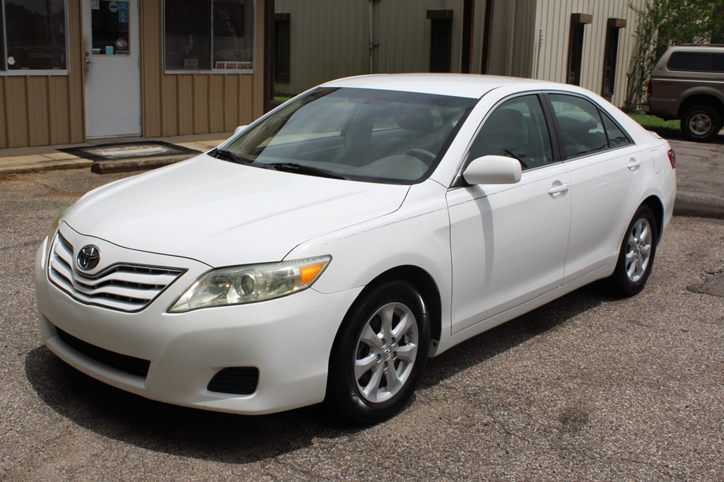 2011 Toyota Camry Image 6