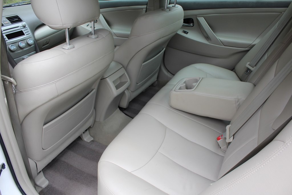 2011 Toyota Camry Image 27
