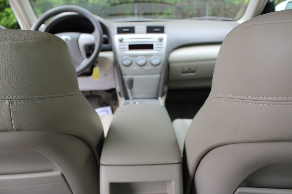 2011 Toyota Camry Image 28