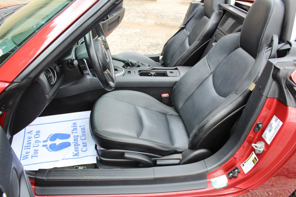 2013 Mazda MX-5 Miata Image 23