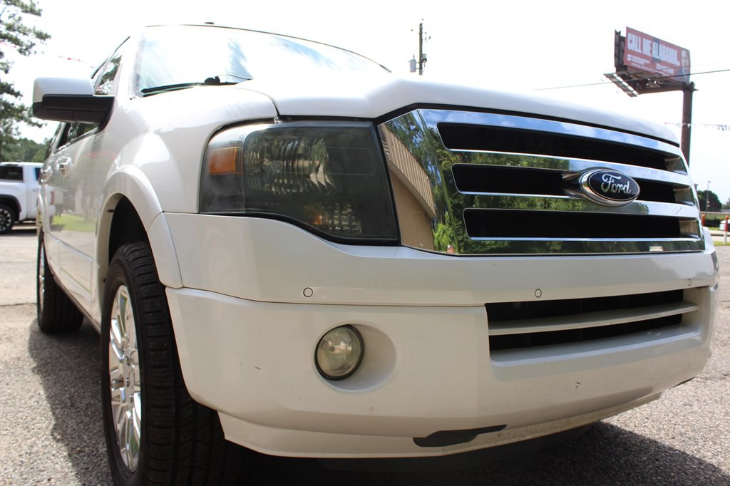 2013 Ford Expedition Image 2