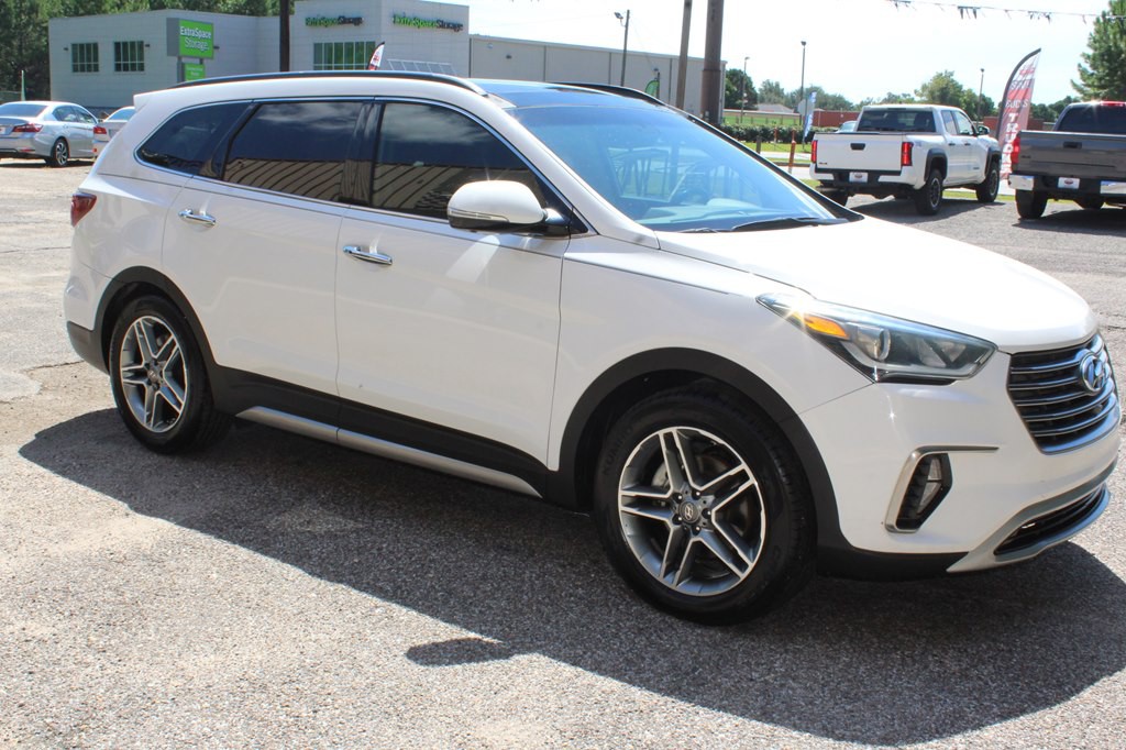 2019 Hyundai Santa Fe Image 10