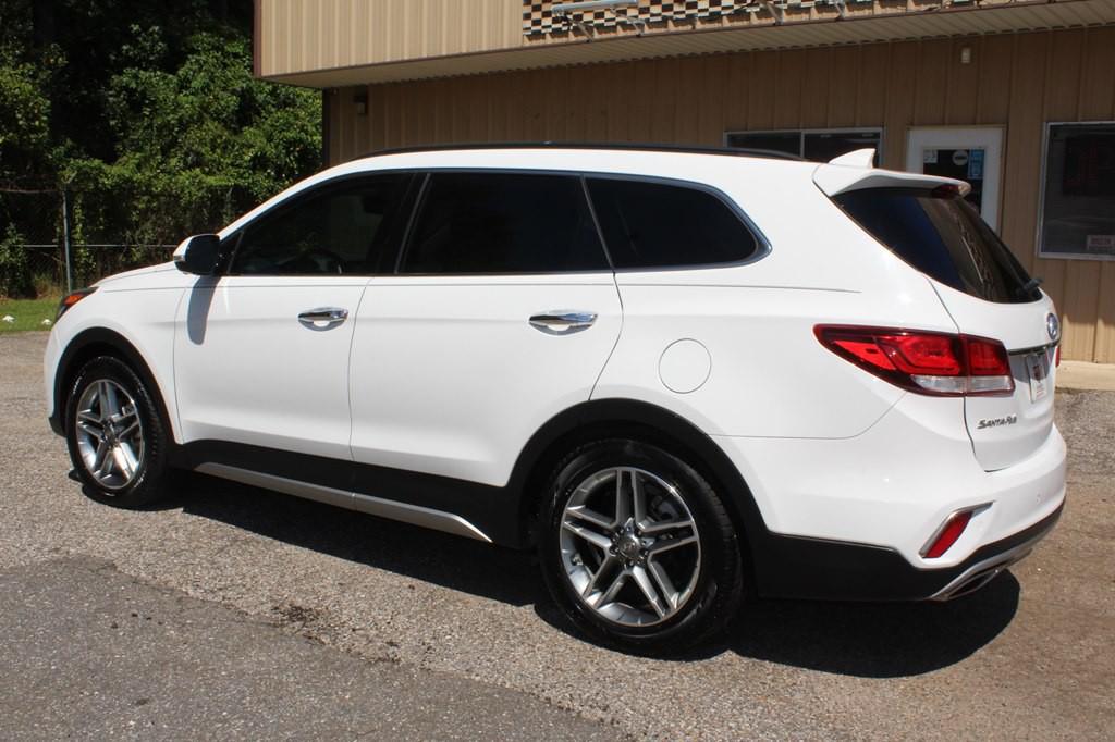 2019 Hyundai Santa Fe Image 17