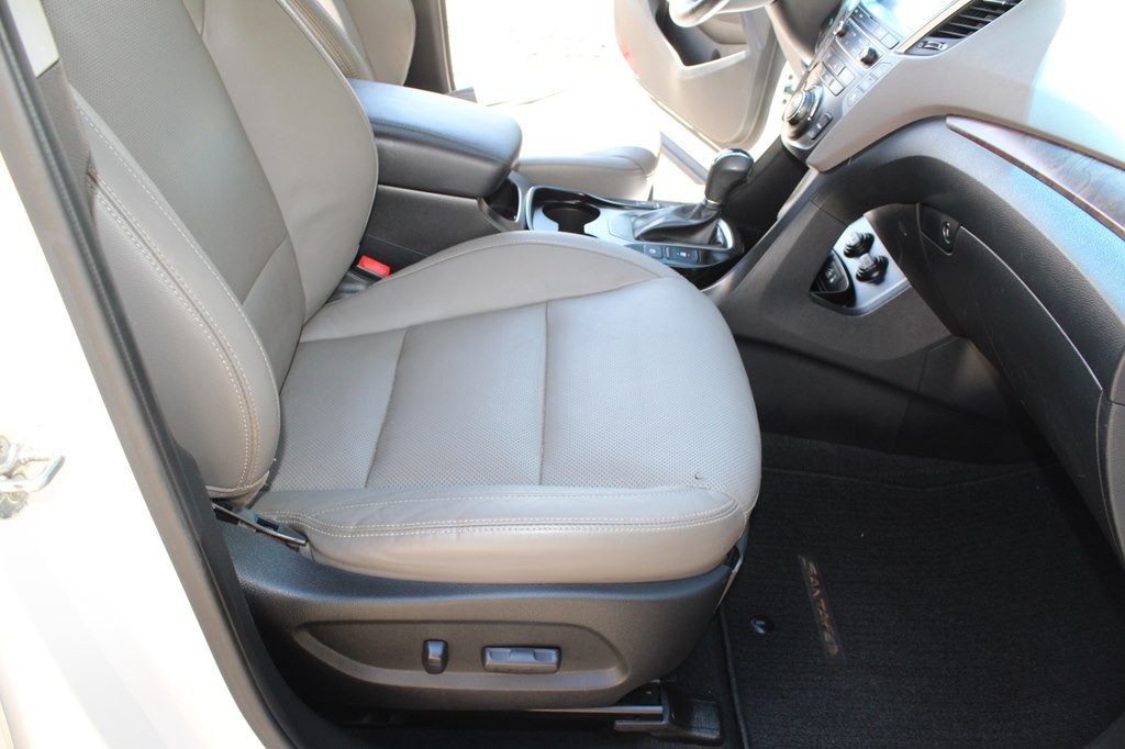 2019 Hyundai Santa Fe Image 28