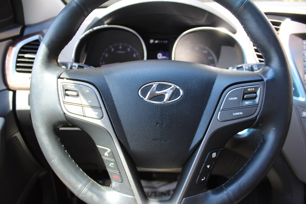 2019 Hyundai Santa Fe Image 39