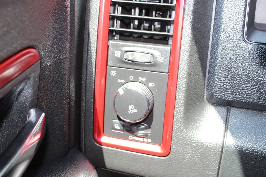 2016 RAM 1500 Image 41