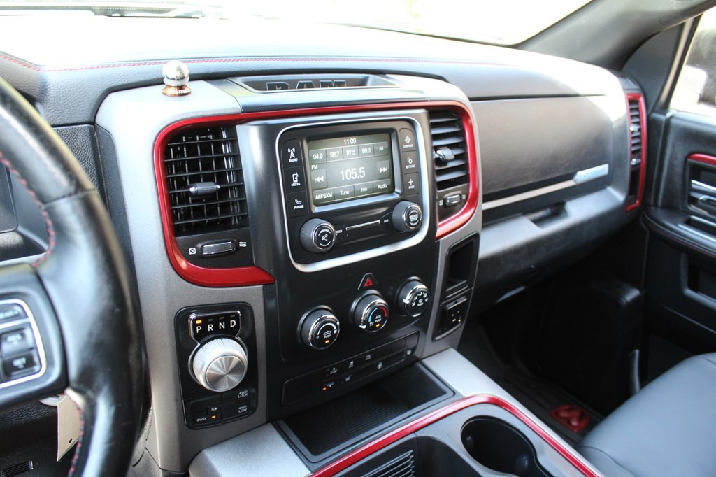 2016 RAM 1500 Image 44