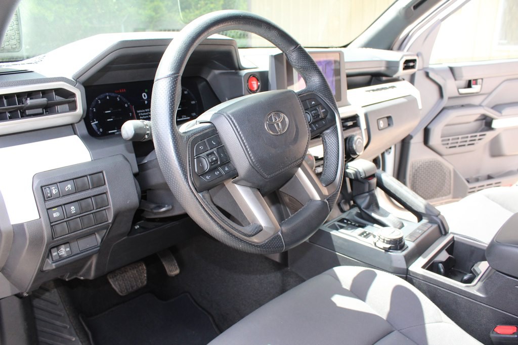 2024 Toyota Tacoma Image 24