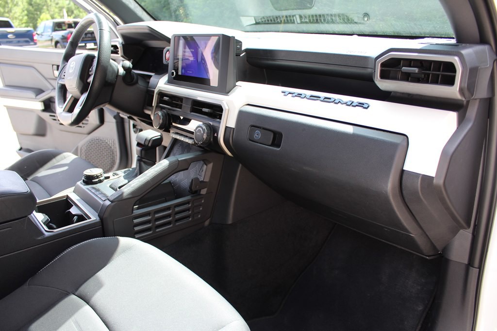 2024 Toyota Tacoma Image 27