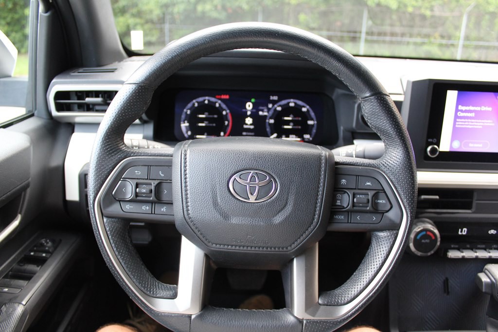 2024 Toyota Tacoma Image 31