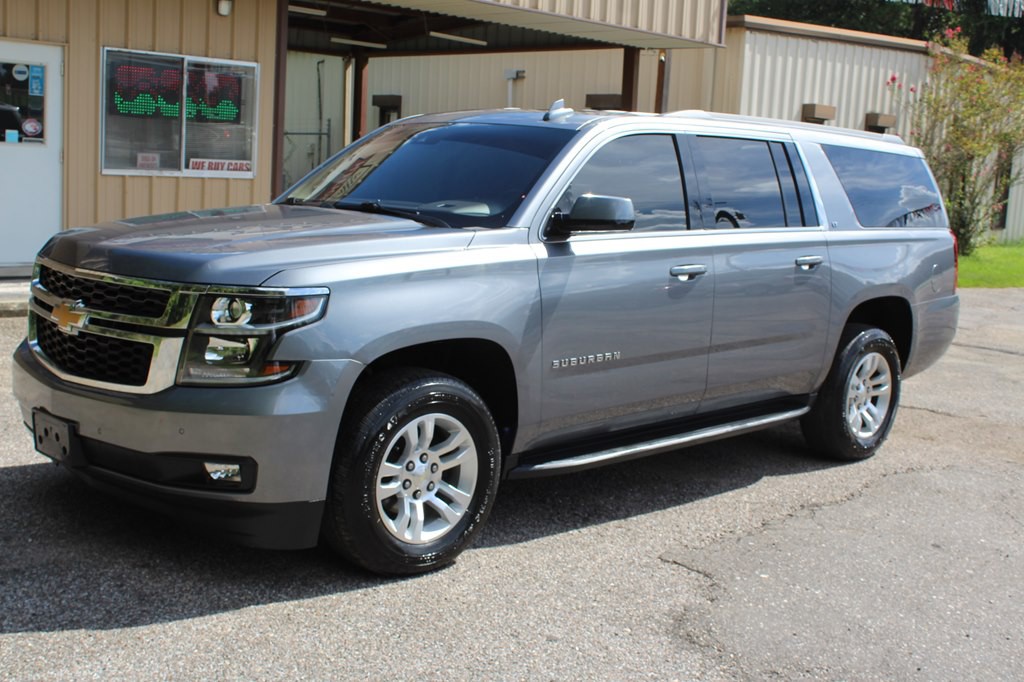 2020 Chevrolet Suburban Image 6