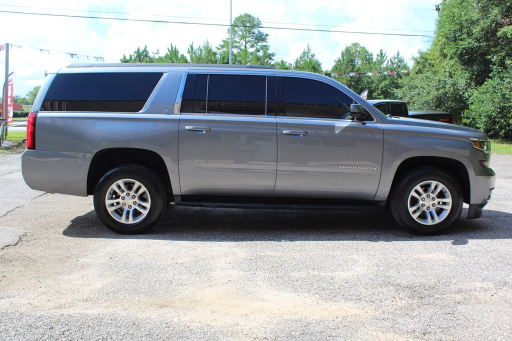 2020 Chevrolet Suburban Image 13