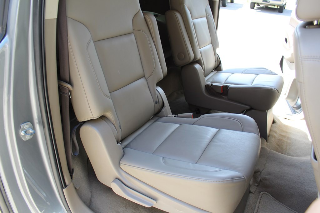2020 Chevrolet Suburban Image 27