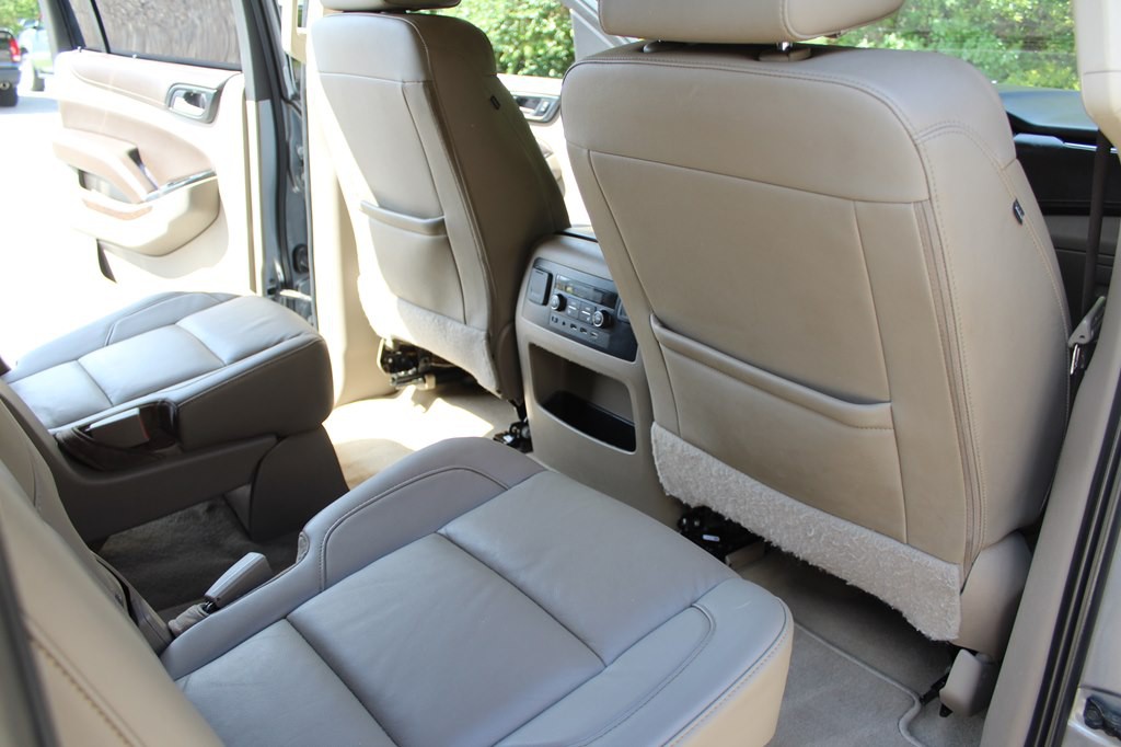 2020 Chevrolet Suburban Image 29