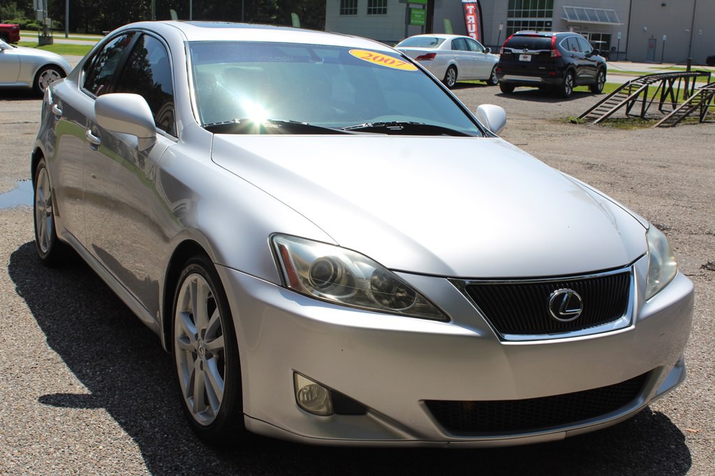 2007 Lexus IS Image 9