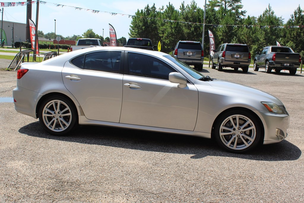 2007 Lexus IS Image 11
