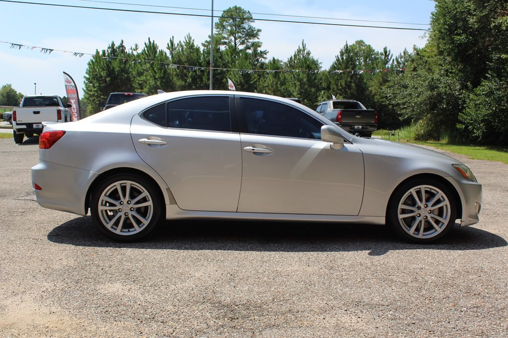 2007 Lexus IS Image 12