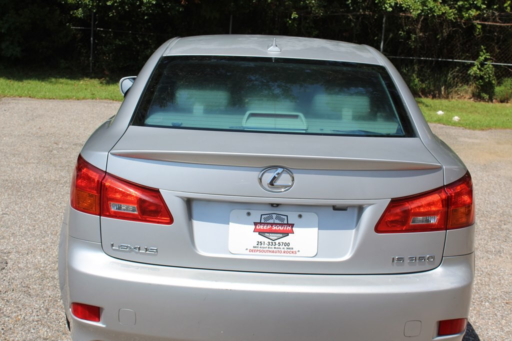 2007 Lexus IS Image 14