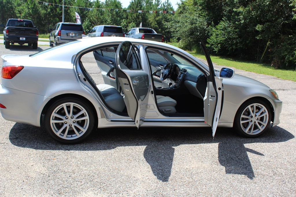 2007 Lexus IS Image 21