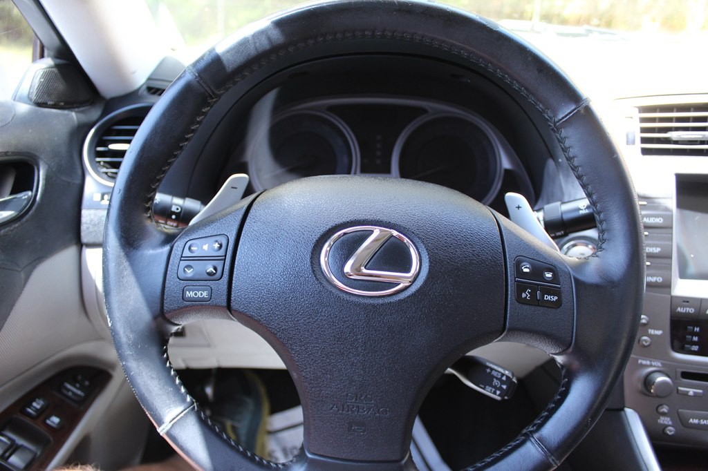 2007 Lexus IS Image 36
