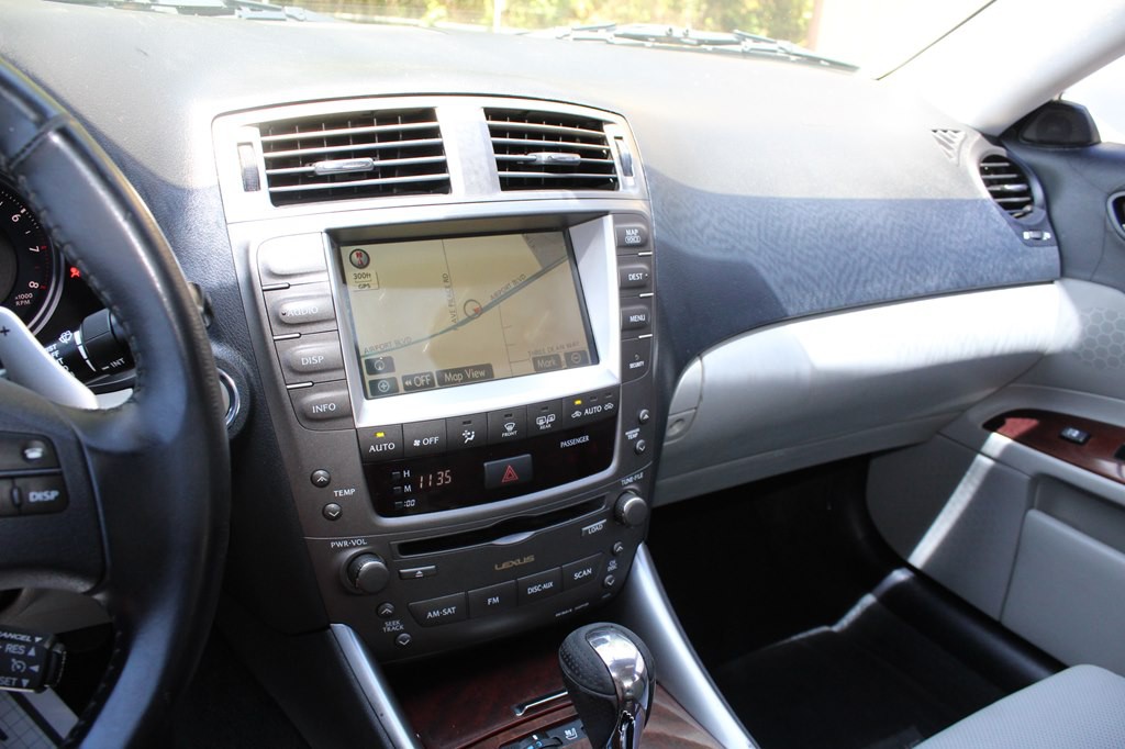 2007 Lexus IS Image 42
