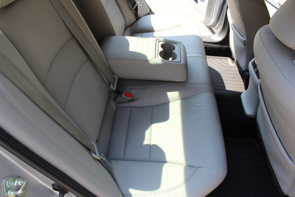 2017 Honda Accord Image 30
