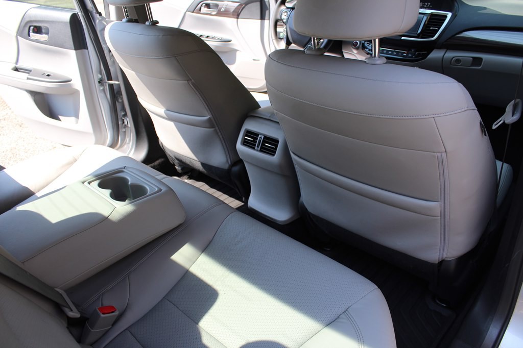 2017 Honda Accord Image 31