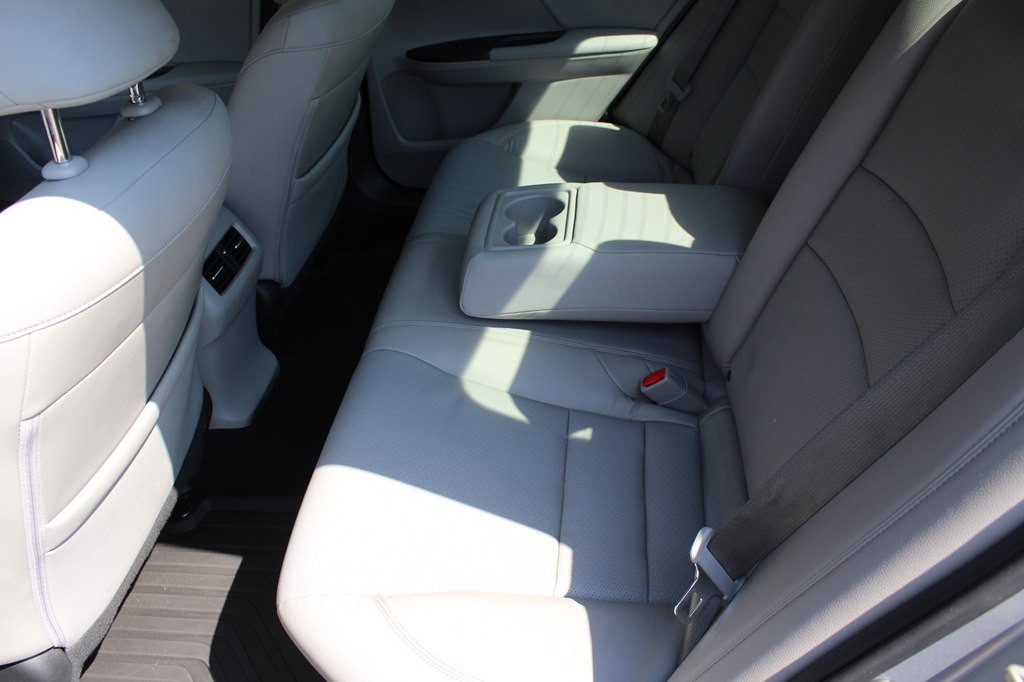 2017 Honda Accord Image 33