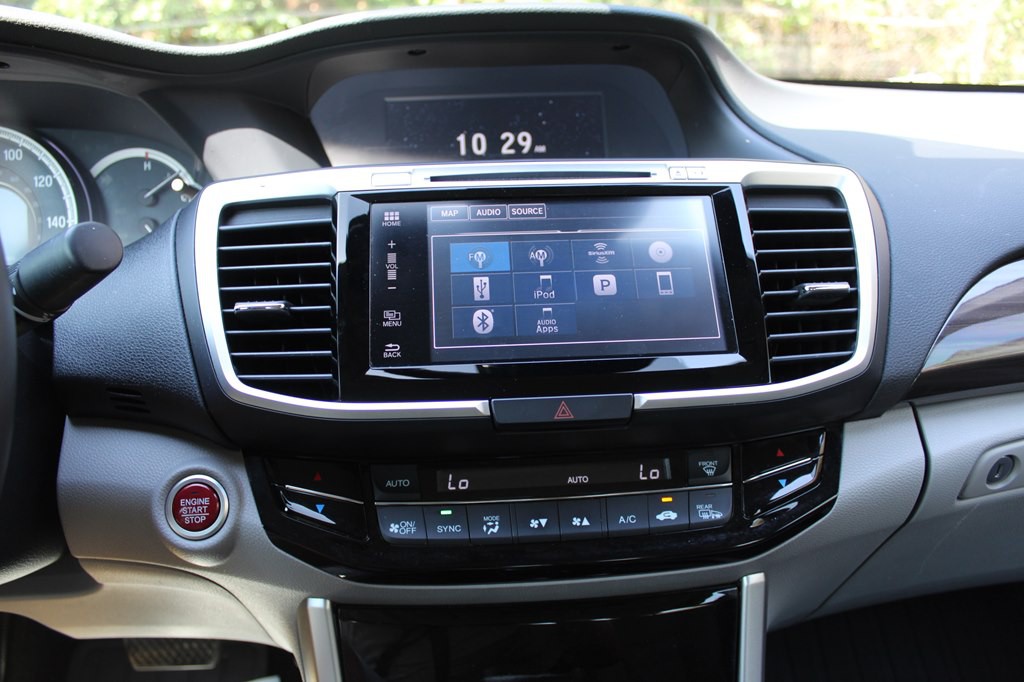 2017 Honda Accord Image 42