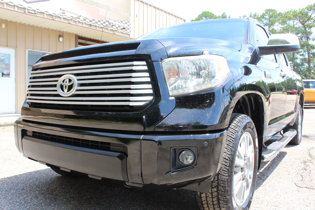 2017 Toyota Tundra Image 3