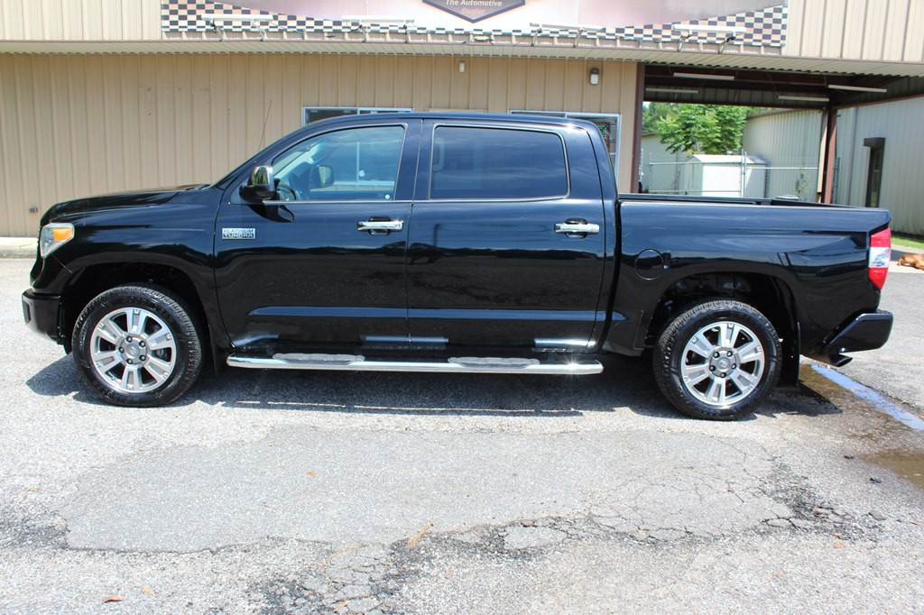 2017 Toyota Tundra Image 4